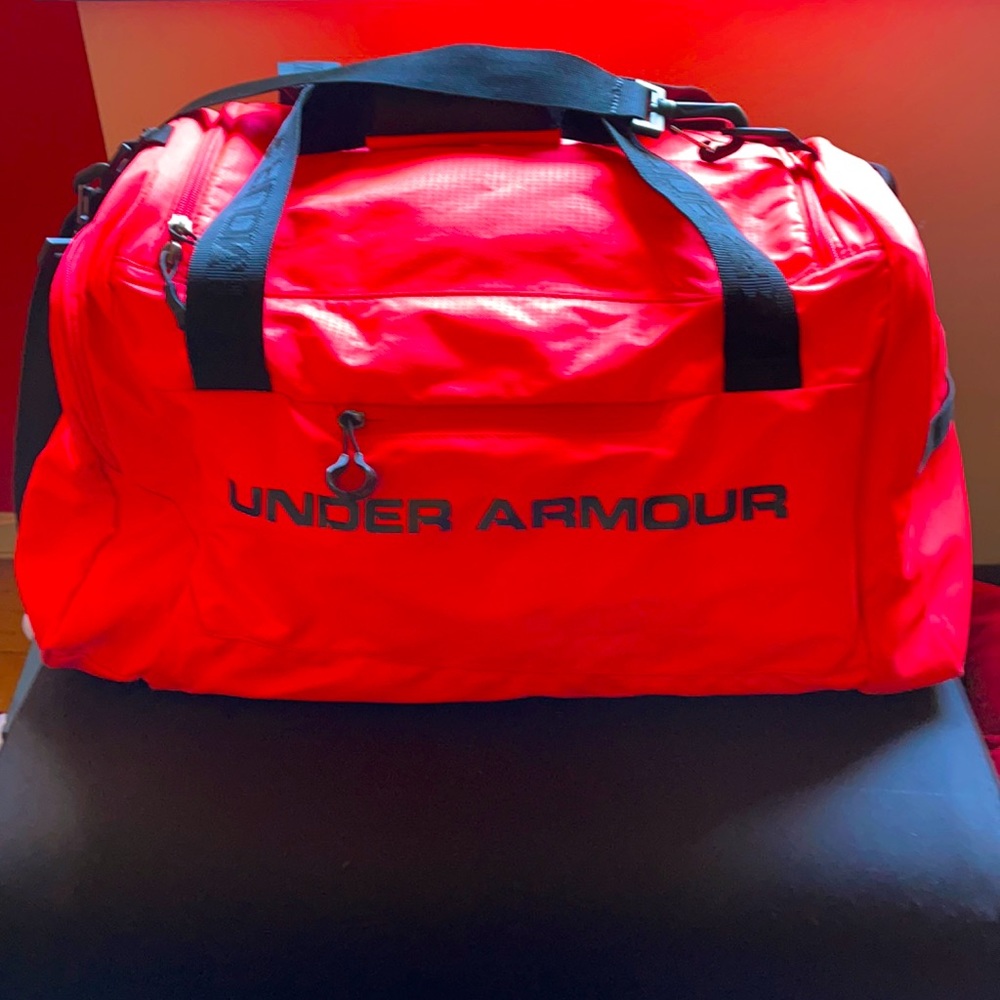 UNDER ARMOUR Duffel Bag